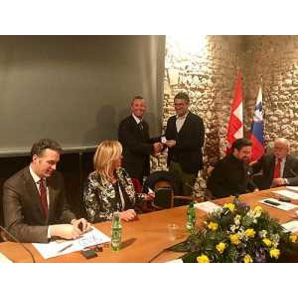 L'assessore regionale alle Autonomie locali, politiche comunitarie e corregionali all'estero, Pierpaolo Roberti, durante la cerimonia commemorativa per il cinquantesimo anniversario di Fondazione dell'Unione emigranti sloveni del Friuli Venezia Giulia (Slovenci po svetu) a Cividale