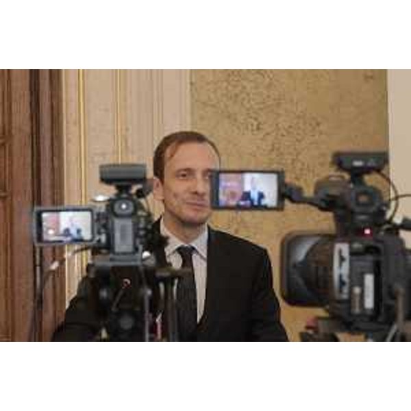 Il governatore Fedriga alla conferenza stampa di fine anno, trasmessa in diretta Facebook