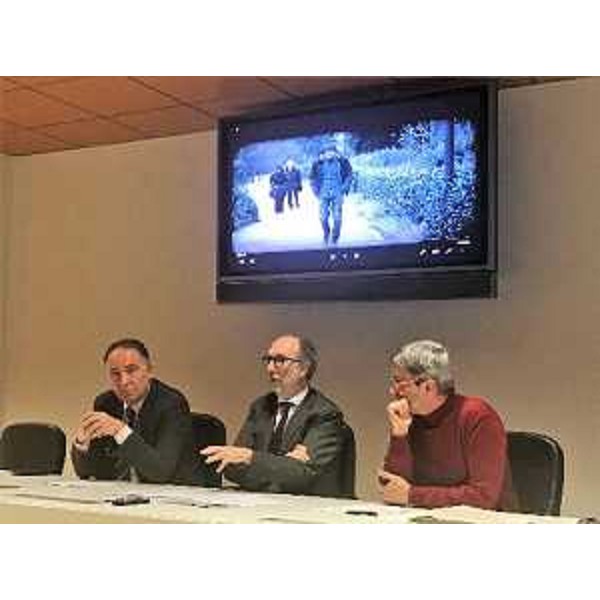 Il vicegovernatore del Friuli Venezia Giulia con delega alla Salute, Riccardo Riccardi (al centro), con il presidente di Federsanità Anci Fvg, Giuseppe Napoli (a sx) e il direttore dell'Area promozione salute e prevenzione della Regione, Paolo Pischiutti - Udine, 17 gennaio.