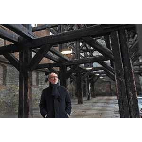 Il vicegovernatore della Regione FVG, Riccardo Riccardi, all'interno degli spazi del monumento nazionale della Risiera di San Sabba, a Trieste