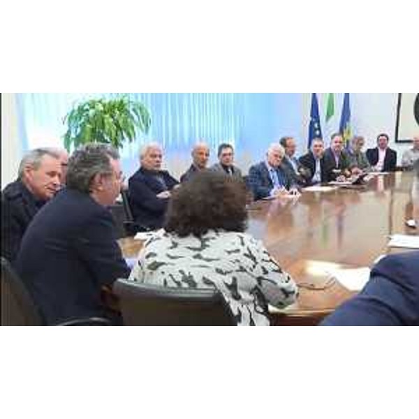 Graziano Pizzimenti, assessore regionale Infrastrutture e Territorio, al tavolo degli Stati generali delle costruzioni