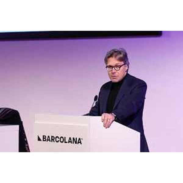 L'assessore regionale, Sergio Emidio Bini, mentre interviene all'evento dedicato alla Barcolana