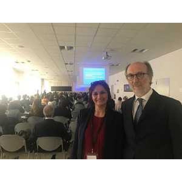 L’assessore regionale alla Salute Riccardo Riccardi con Sonia Manente, presidente associazione endometriosi Fvg Onlus