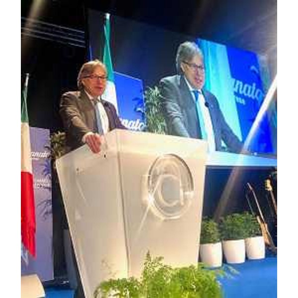 L'assessore regionale alle Attività produttive Sergio Emidio Bini alla festa dell'Artigiano organizzata da Confartigianato-Imprese a San Giorgio di Nogaro