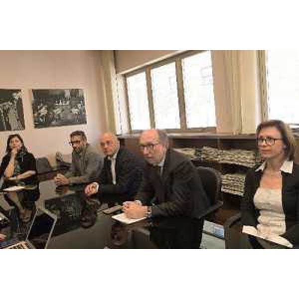 Il vicegovernatore del Friuli Venezia Giulia con delega alla Salute, Riccardo Riccardi, e il commissario straordinario dell'Azienda sanitaria AsuiTs, Antonio Poggiana durante la conferenza stampa