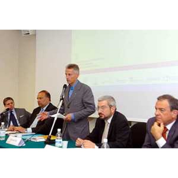 Riccardo Illy (Presidente Regione Friuli Venezia Giulia) alla presentazione del progetto "ALFORM" (Udine, 06/06/05)