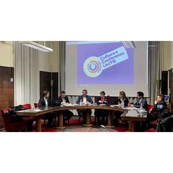  L'Amministrazione regionale, rappresentata dall'assessore alle Politiche comunitarie, incontra gli studenti dell'Università di Trieste, per illustrare ruolo, funzioni e progettualità dei Gruppi europei di cooperazione transfrontaliera (Gect) 