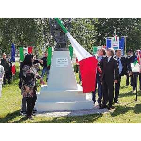 Il vicegovernatore del FVG con delega a Salute e Politiche sociali, Riccardo Riccardi, inaugura a Aviano il monumento dell'Associazione nazionale tra lavoratori mutilati ed invalidi del lavoro (Anmil) 