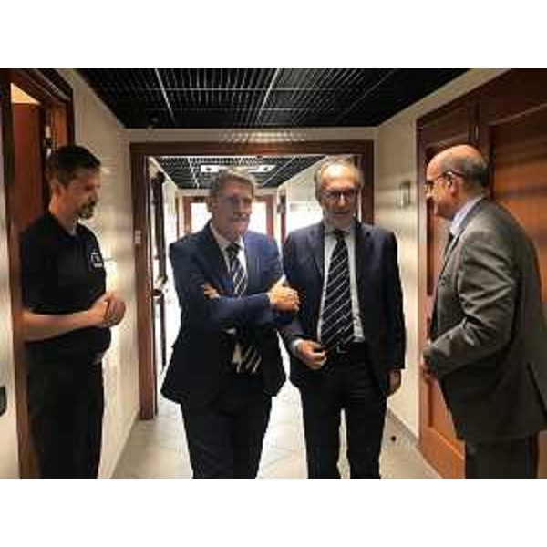 Il vicegovernatore della Regione FVG con delega alla Protezione civile, Riccardo Riccardi, e il Prefetto di Trieste, Valerio Valenti, visitano la sede della Protezione civile a Palmanova