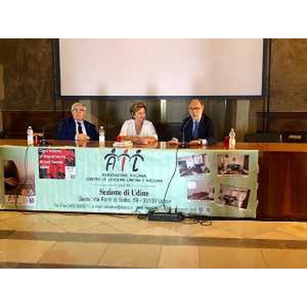 Il vicegovernatore del Friuli Venezia Giulia con delega alla Salute, Riccardo Riccardi, incontra l'attuale presidente Mariagrazia Zanon Santuz e gli altri fondatori della sezione udinese dell'Associazione italiana contro le leucemie, linfomi e mieloma (Ail) 