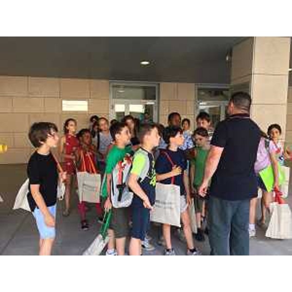 La visita nel Palazzo della Regione a Udine degli alunni delle scuole primarie "IV Novembre" e "Dante di Udine aderenti al Programma operativo nazionale (Pon) La scuola salvata dai bambini - modulo "Il piccolo giornalista"