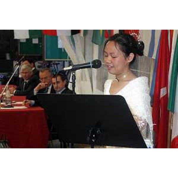 Chiusura dell'anno scolastico al Collegio del Mondo Unito (Duino, 25/05/05)