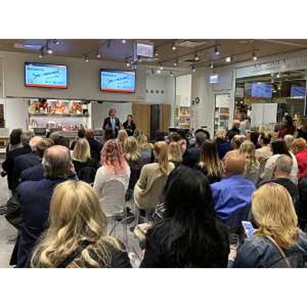 Agroalimentare: missione a Chicago dell'assessore regionale al Turismo, Sergio Emidio Bini, coinvolti numerosi stakeholder, sul binomio turismo ed enogastronomia