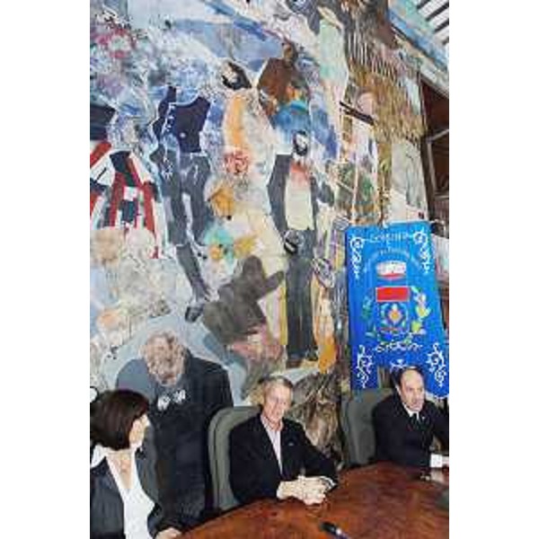 Riccardo Illy (Presidente Regione Friuli Venezia Giulia) in visita a Morsano al Tagliamento, accompagnato dal consigliere regionale Daniele Gerolin, con il Sindaco Roberta Zanet e la Giunta comunale. (Morsano al Tagliamento 17/11/07)