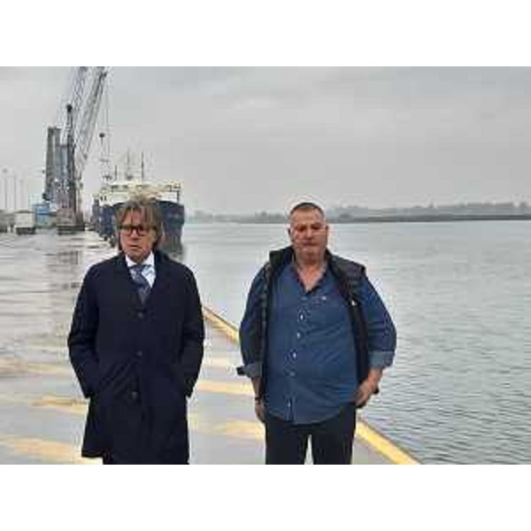 L'assessore del Fvg alle Attività produttive, Sergio Emidio Bini, visita porto Margreth.