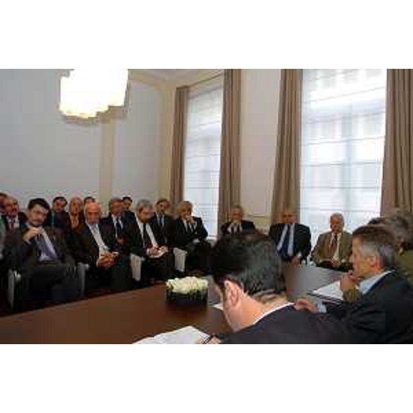 Riccardo Illy (Presidente Regione Friuli Venezia Giulia) e Franco Iacop (Assessore Regionale per le relazioni internazionali, comunitarie e autonomie locali) al workshop di Bruxelles (Bruxelles, 25/05/05)