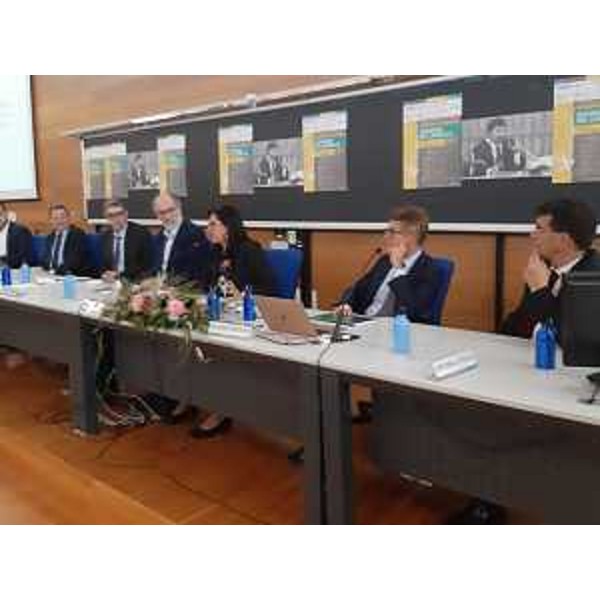 Il vicegovernatore del Friuli Venezia Giulia Riccardo Riccardi, interviene al focus sulla sicurezza nel lavoro organizzato nell'ambito della 9. edizione del premio di laurea Giuseppe Lombardi 