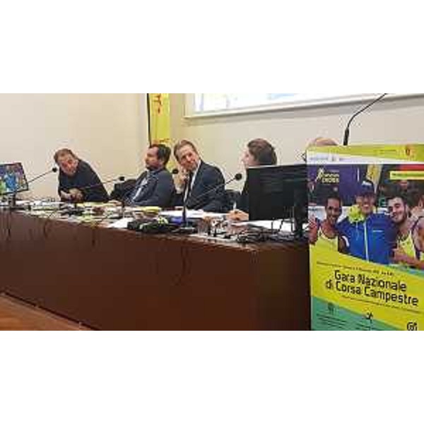 L'assessore regionale Fabio Scoccimarro alla presentazione della Carsolina Cross 2019