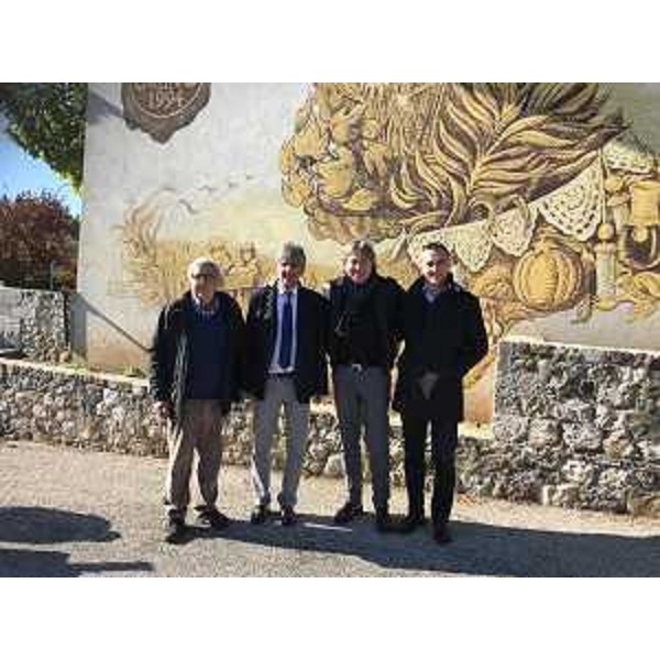 L'assessore regionale al Turismo, Sergio Emidio Bini, con il consigliere regionale Massimo Moretuzzo, il sindaco di Fagagna Daniele Chiarvesio ed Elia Tomai, presidente dell'associazione del museo della vita contadina.