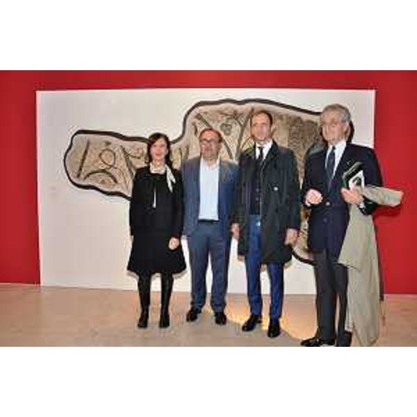 Il governatore del Friuli Venezia Giulia, Massimiliano Fedriga, al centro, con i curatori Cristiano Tiussi, direttore della Fondazione Aquileia, e Marta Novello, direttrice del Museo Archeologico Nazionale di Aquileia e il presidente della Fondazione Aquileia, Antonio Zanardi Landi, a destra, per la presentazione della mostra Aquileia 2200. Porta di Roma verso i Balcani e l'Oriente, al museo dell'Ara Pacis - Roma, 8 novembre 2019.