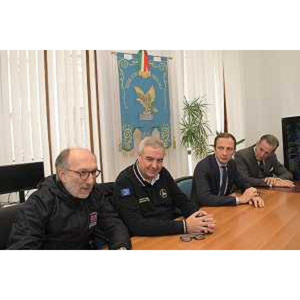 Il governatore del FVG, Massimiliano Fedriga, incontra il capo dipartimento della Protezione civile nazionale Angelo Borrelli, per la richiesta dello stato di emergenza a causa del maltempo. Presenti il vicegovernatore Riccardo Riccardi e l'assessore alla Difesa dell'ambiente, Fabio Scoccimarro.