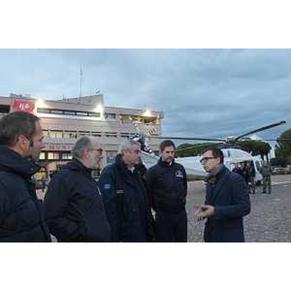 Il sopralluogo a Lignano del vicegovernatore Riccardo Riccardi con il capo dipartimento nazionale di Protezione Civile Angelo Borrelli e con il sindaco Luca Fanotto