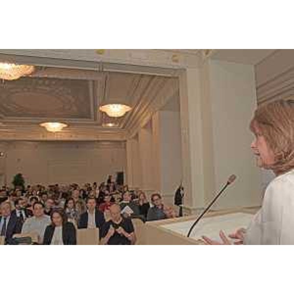 L'intervento dell'assessore a Lavoro e Formazione del Friuli Venezia Giulia, Alessia Rosolen, al workshop "La Regione Fvg per i professionisti: facciamo crescere la tua libera professione - Barcolana Job".