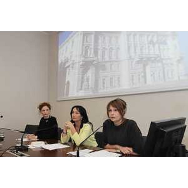 L'assessore regionale Alessia Rosolen, il sindaco di Monfalcone Anna Maria Cisint e la rappresentante di Confindustria Venezia Giulia Michela Cecotti