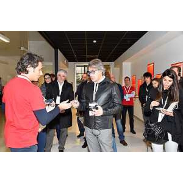 L'assessore regionale alle Attività produttive, Sergio Emidio Bini, all'Open Factory di LimaCorporate.