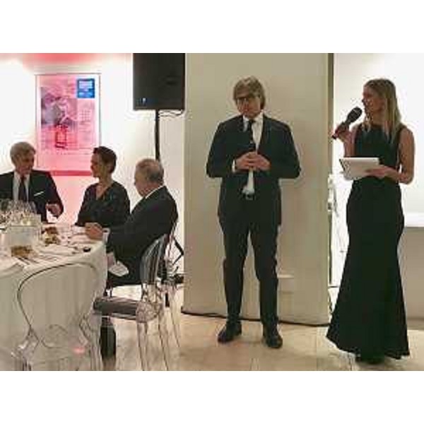 L'assessore regionale ad Attività produttive e Turismo, Sergio Emidio Bini, a conclusione della IV edizione della Settimana della Cucina italiana nel mondo a Praga (Repubblica Ceca).