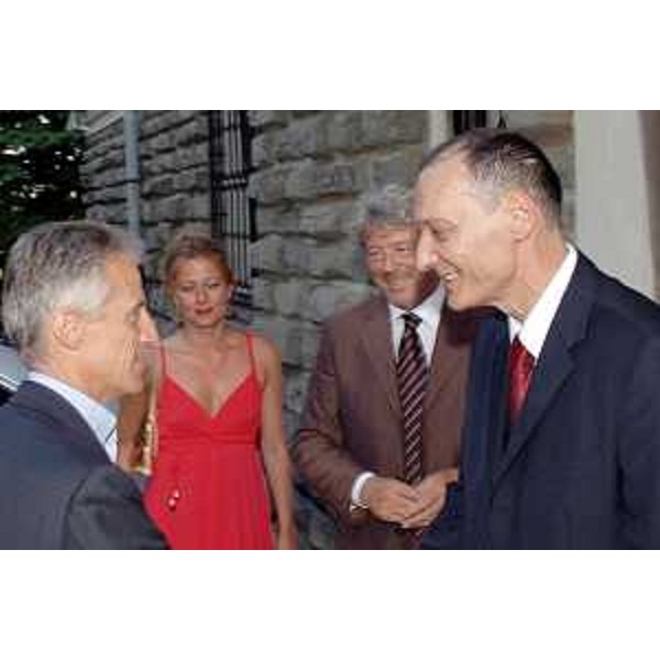 Riccardo Illy (Presidente Regione Friuli Venezia Giulia) con Vladimir Nikolic (Console Generale della Repubblica di Serbia a Trieste)