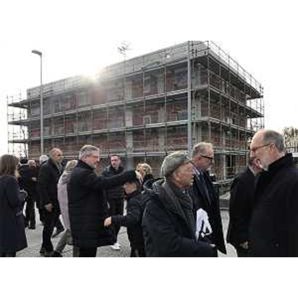 Il vicegovernatore Fvg con delega a Politiche sociali e disabilità, Riccardo Riccardi (a dx) al centro Locatelli di Pordenone