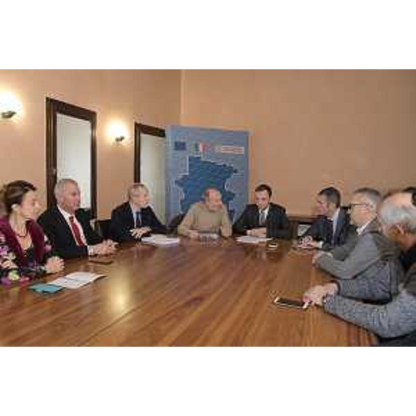 Quarantanove milioni di euro per il polo ospedaliero di Pordenone. Conferenza stampa del governatore del FVG, Massimiliano Fedriga, insieme al vicegovernatore con delega alla Salute, Riccardo Riccardi 