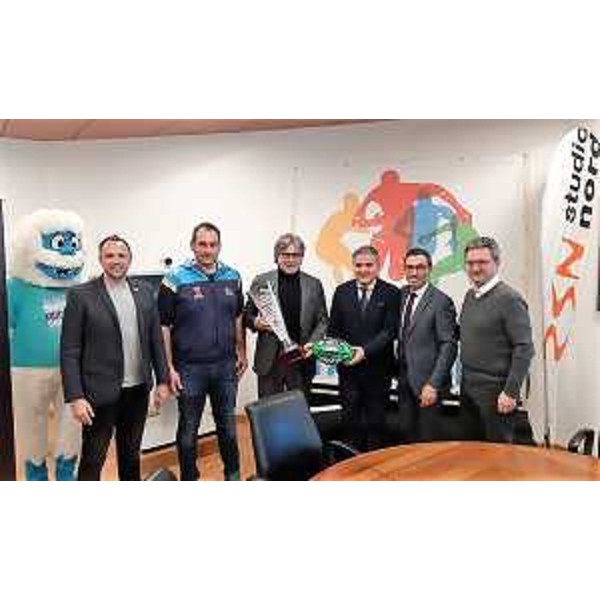 L'assessore regionale alle Attività produttive e Turismo Sergio Emidio Bini interviene alla presentazione dell'edizione 2020 dello Snow Rugby Tarvisio