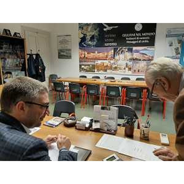 L'assessore regionale per i corregionali all’estero, Pierpaolo Roberti, incontra i rappresentanti dell’Associazione giuliani nel mondo per conoscere la situazione dei nostri emigrati residenti nell’Oceania, devastata dagli incendi. (Foto Regione FVG)