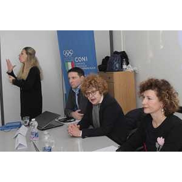 Sostegno alle attività paralimpiche: l'assessore regionale allo Sport Tiziana Gibelli interviene a Pordenone nella sede del Comitato paralimpico (Foto ARC Montenero)