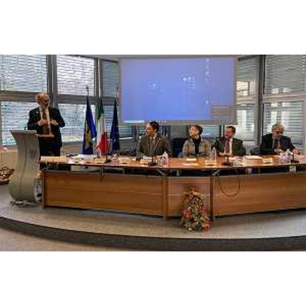 Il vicegovernatore della Regione FVG, Riccardo Riccardi, interviene a Pordenone alla cerimonia di premiazione delle aziende che hanno aderito al progetto "Healthy workplaces: a model for action". (Foto ARC Liberti)