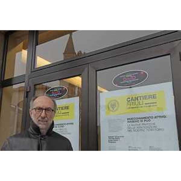 Il vicegovernatore e assessore regionale alla Salute, Riccardo Riccardi, partecipa all'evento su ‘Invecchiamento attivo’. (Foto ARC Montenero)