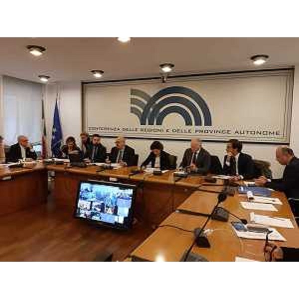 L'assessore ai Sistemi informativi del Friuli Venezia Giulia, Sebastiano Callari, nella sua veste di coordinatore della Commissione agenda digitale della Conferenza delle Regioni e Province autonome, riunitasi oggi a Roma alla presenza del ministro per l'Innovazione, Paola Pisano. (Foto ARC Ciampalini)