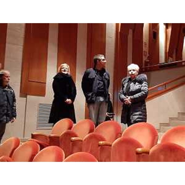 L'assessore regionale alle Autonomie locali, Corregionali all'estero e Lingue minoritarie, Pierpaolo Roberti, visita il Kulturni center Bratuz di Gorizia. (Foto Regione FVG)