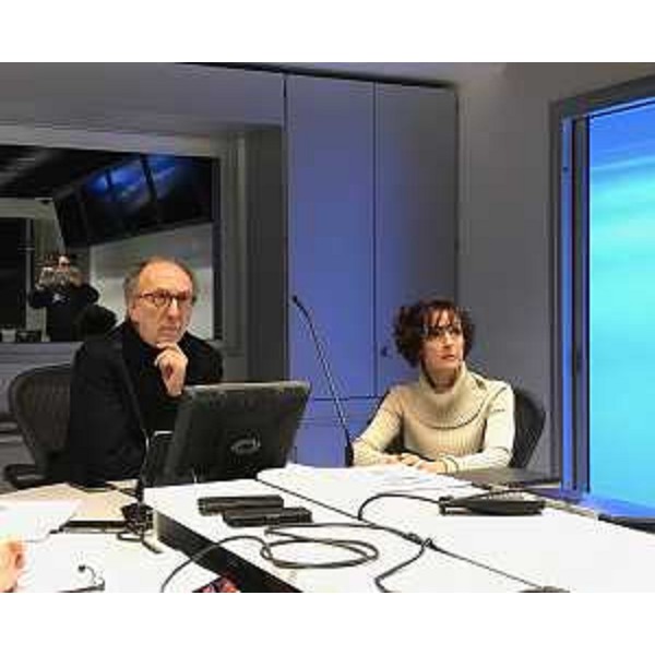 Il vicegovernatore della Regione FVG, con delega alla Protezione civile e alla Salute, Riccardo Riccardi, con il direttore generale della direzione centrale regionale Salute Gianna Zamaro nella sede della Protezione civile di Palmanova. (Foto ARC)