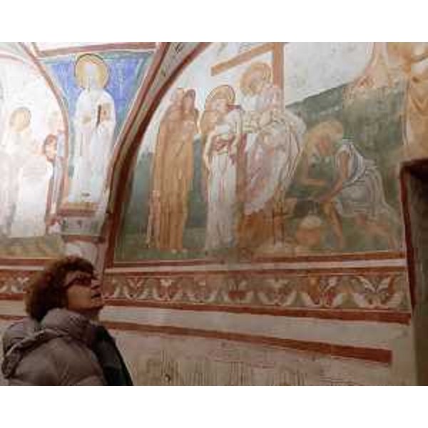L'assessore regionale alla Cultura, Tiziana Gibelli, visita la cripta degli affreschi della Basilica di Aquileia in occasione dell'inaugurazione del restauro al pubblico. (Foto Pozzetto)