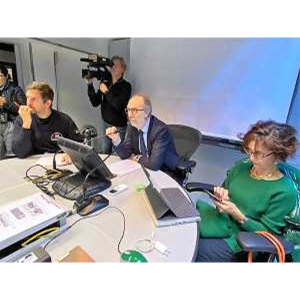 Il vicegovernatore Riccardo Riccardi durante collegamento con il Tavolo del dipartimento nazionale della Protezione civile. (Foto Regione FVG)