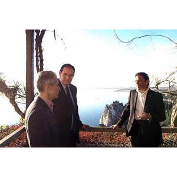 Riccardo Illy (Presidente Regione Friuli Venezia Giulia), Giancarlo Galan (Presidente Regione Veneto) e Joerg Haider (Presidente Land Carinzia) in occasione della Riunione Trilaterale Giunte, al Castello di Duino. (Duino, Trieste, 29/11/07)