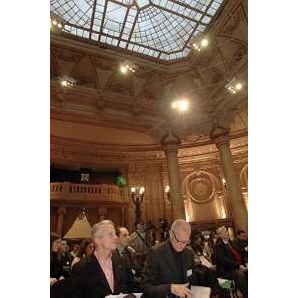 Riccardo Illy (Presidente Regione Friuli Venezia Giulia) e Santo Versace (Presidente Gianni Versace S.p.A.) al convegno "Logistica sostenibile. Pubblico e privato possono vincere insieme.", a Genova nella Sala delle Grida del Palazzo della Borsa. (Genova 30/11/07)