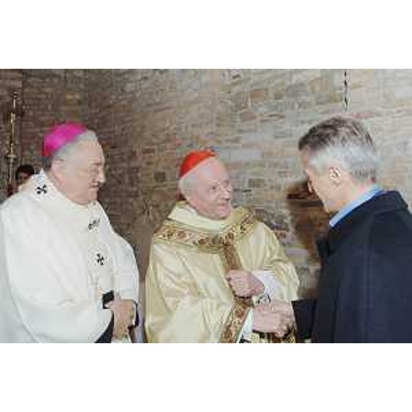 Riccardo Illy (Presidente Regione Friuli Venezia Giulia) incontra il Cardinale Franc Rodé, Prefetto della Congregazione per gli Istituti di Vita Consacrata e le Società di Vita Apostolica, nella Basilica di Aquileia, in occasione dell'apertura dell'Anno Cromaziano. (Aquileia 02/12/07)
