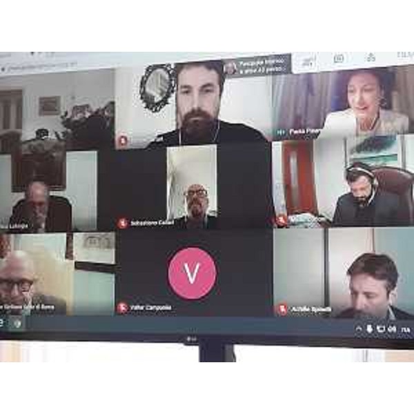 La videoconferenza convocata con le Regioni convocata dal ministro dell'Innovazione Paola Pisano, alla quale ha partecipato l'assessore del Friuli Venezia Giulia ai Sistemi informativi Sebastiano Callari - La videoconferenza convocata con le Regioni convocata dal ministro dell'Innovazione Paola Pisano, alla quale ha partecipato l'assessore del Friuli Venezia Giulia ai Sistemi informativi Sebastiano Callari