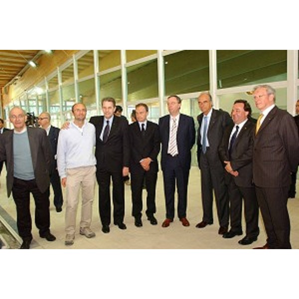 Jacques Rogge (Presidente del CIO), Gianni Petrucci (Presidente CONI), Mario Pescante (Sottosegretario allo Sport) ed Alessandro Tesini (Presidente del Consiglio Regionale) allo EYOF 2005 (Lignano, 12/05/05)