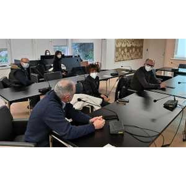 Il vicegovernatore Riccardo Riccardi nel corso dell'incontro di Tavagnacco - Il vicegovernatore Riccardo Riccardi nel corso dell'incontro di Tavagnacco