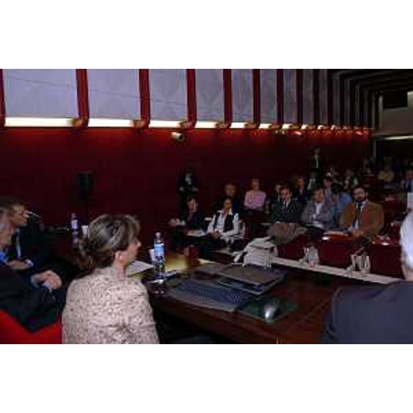 Presentazione corso d'inglese "English Town" (Trieste, 11/05/05)